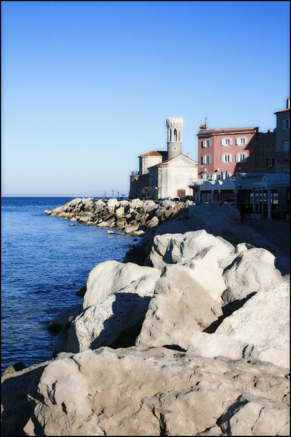 Casa Vacanze Enjoy Pirano Luaran gambar